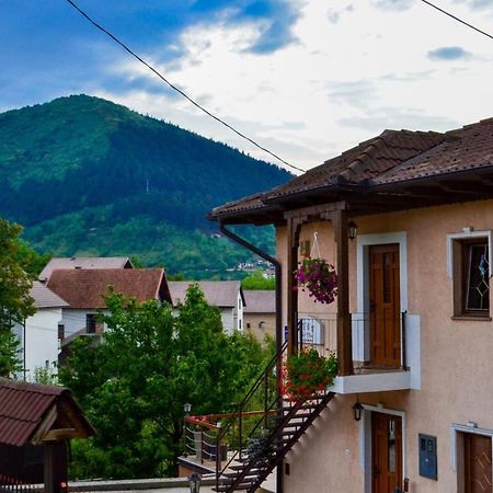 The View Apartment Visoko Eksteriør billede