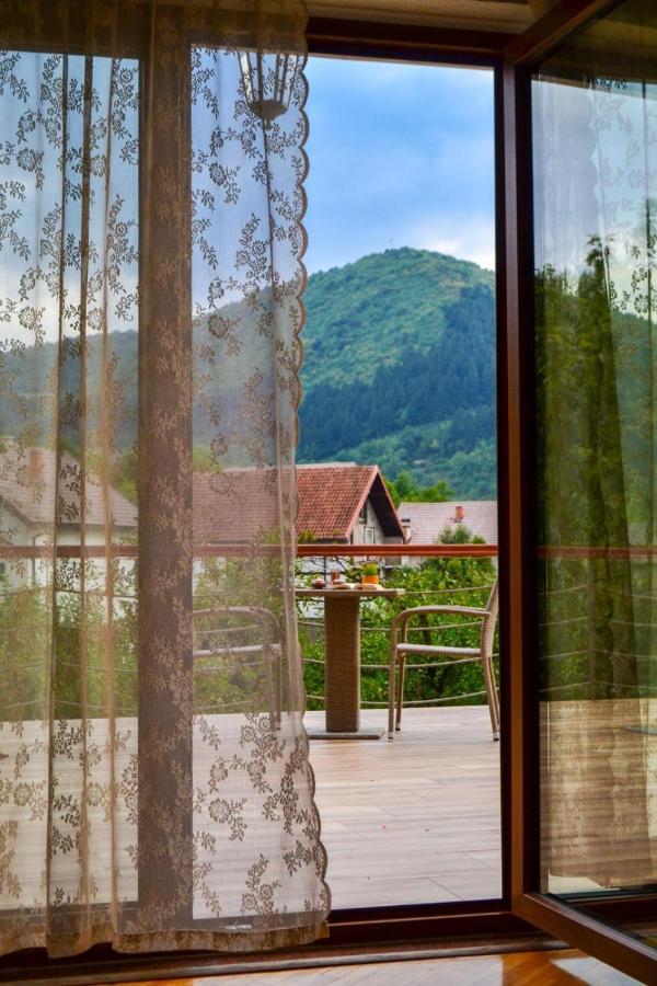 The View Apartment Visoko Eksteriør billede
